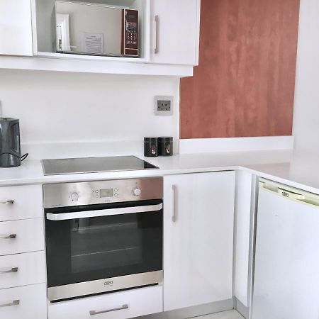 Sandringham Bachelor Beach Road Bloubergstrand Buitenkant foto
